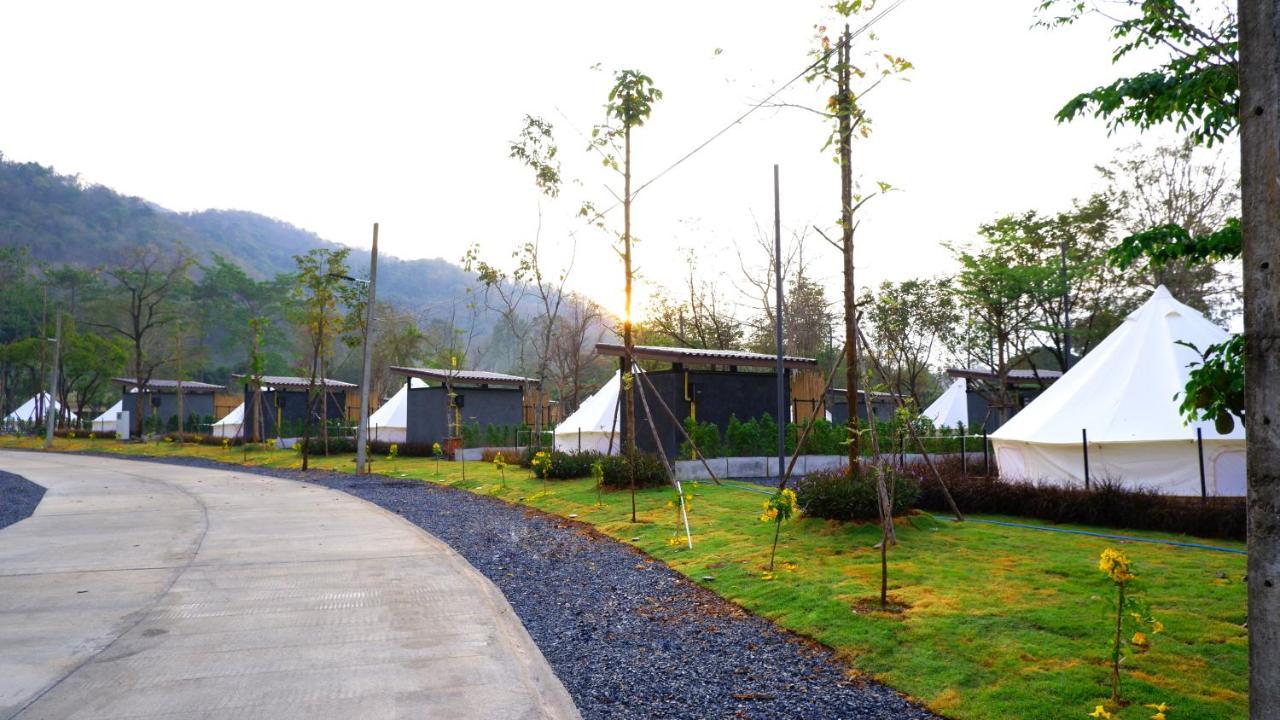 Отель The Wild Khao Yai Klang Dong Экстерьер фото